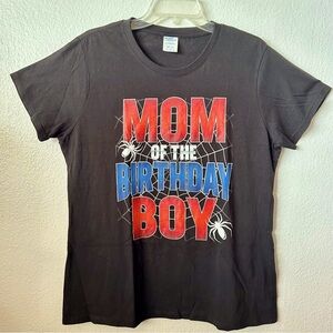 Port&Co Black Large Short Sleeves “mom of the birthday boy” T-shirt Brand New